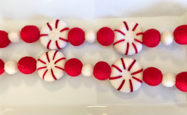 Handmade Wool Felt Peppermint Garland with Red and White Felt Balls for Fireplace Mantle Decoration