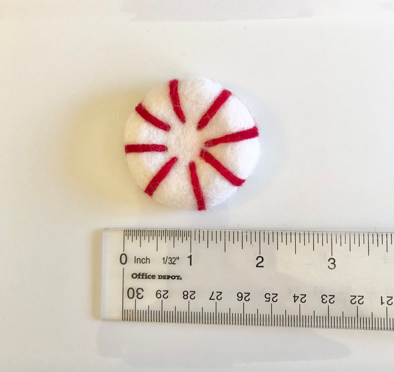 Handmade Wool Felt Peppermint Garland with Red and White Felt Balls for Fireplace Mantle Decoration