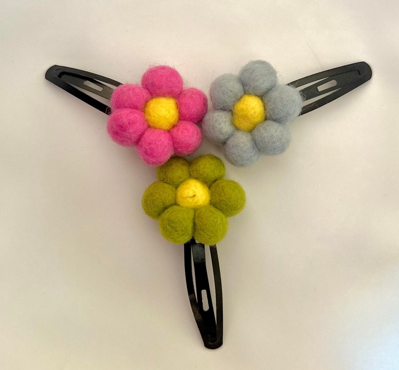Felt Flower Hair Clips, Set of 3, Pink Blue Green, 2.5 Inch Snap Clips, Handcrafted, 1.5 Inch Flowers