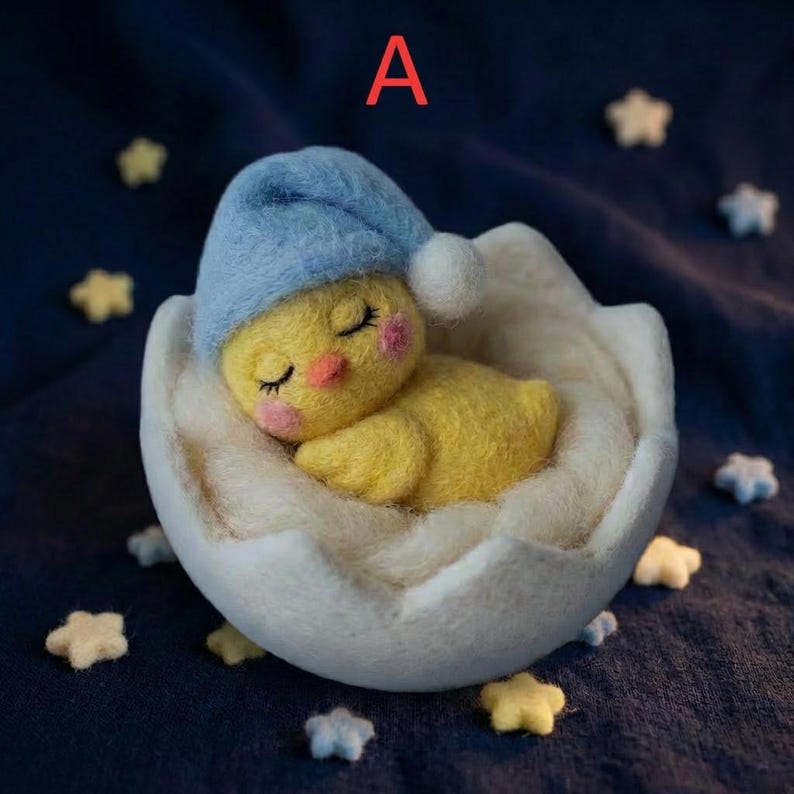Needle Felted Easter Chick, Handmade Wool Spring Decor, Soft Wool Figurine