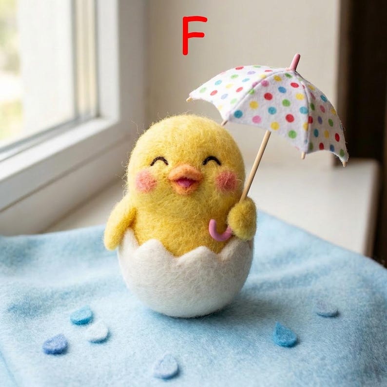 Needle Felted Easter Chick, Handmade Wool Spring Decor, Soft Wool Figurine