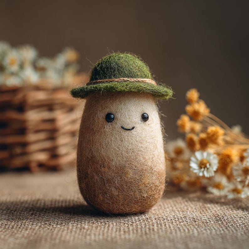Needle Felted Fruit and Vegetable Figurines, Wool Fiber Art Sculptures, 8-10 cm Kitchen Decor