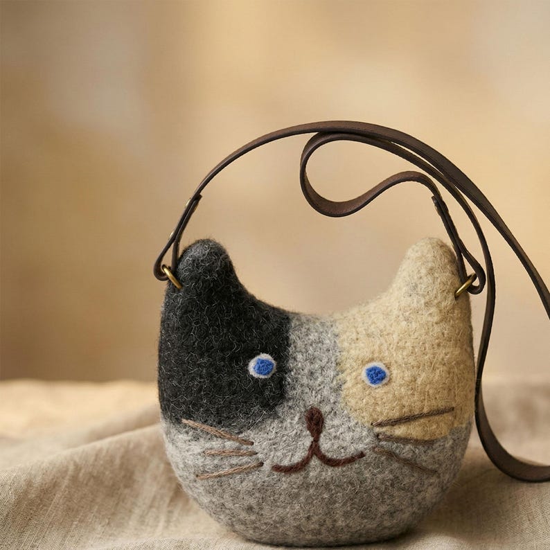 Handmade Wool Felt Cat Shoulder Bag, Dark Grey Needle Felted Kitty Purse, 20 x 20 cm