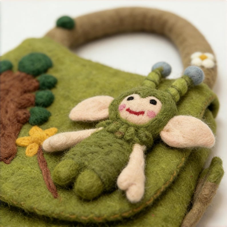 Green Wool Felt Fairy Top Handle Bag with Woodland Scene and Daisy Trim, 28cm x 20cm