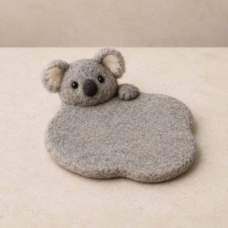 Animal Wool Felt Coasters Set, Panda Koala Penguin Duck Capybara Otter Mug Mats, 10cm