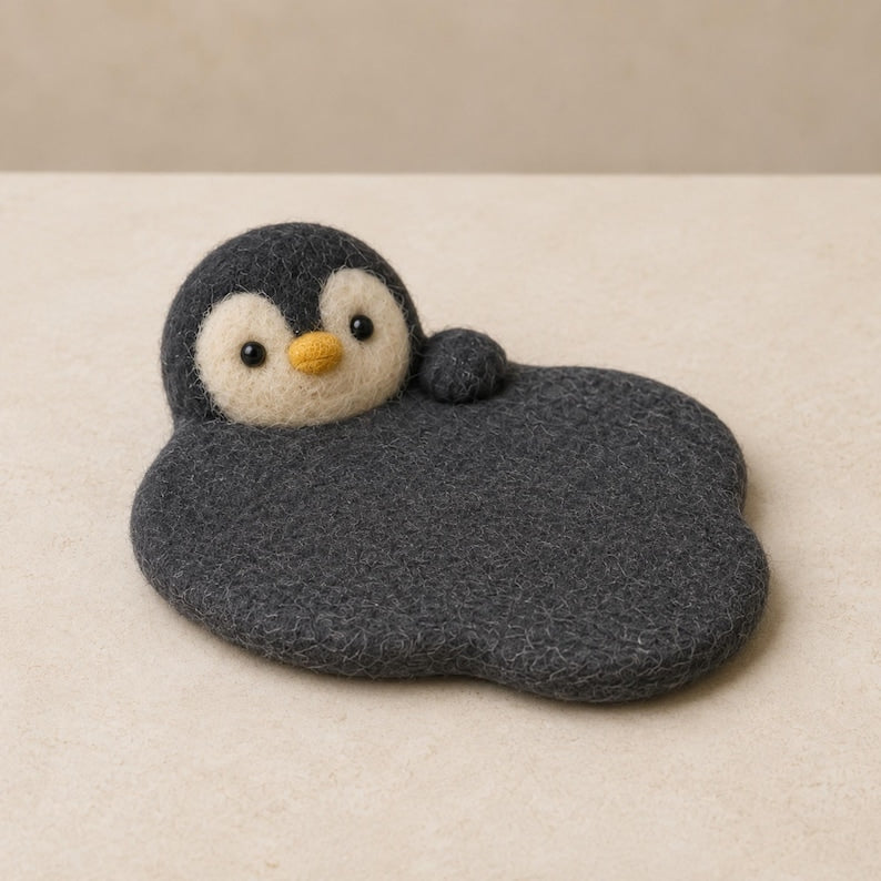 Animal Wool Felt Coasters Set, Panda Koala Penguin Duck Capybara Otter Mug Mats, 10cm