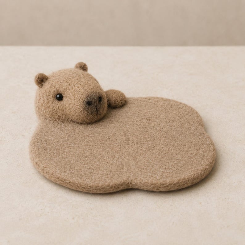 Animal Wool Felt Coasters Set, Panda Koala Penguin Duck Capybara Otter Mug Mats, 10cm