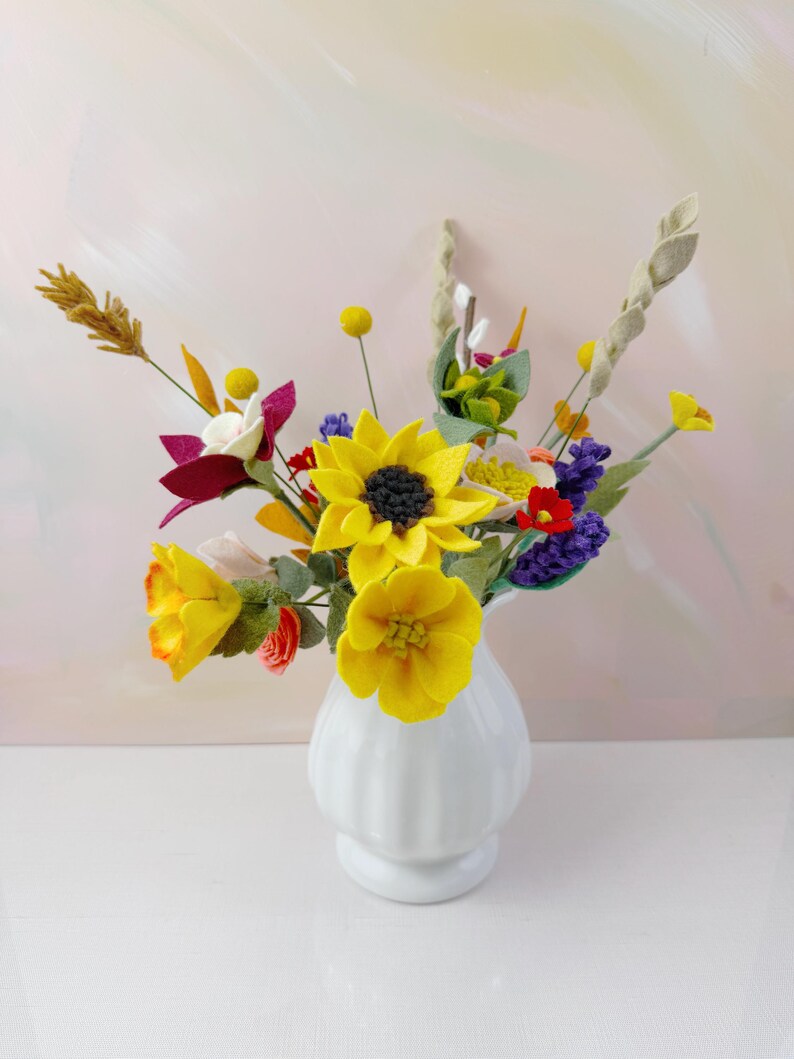 Handmade Felt Flower Bouquet, Wildflower Arrangement with Sunflower, Wool Blend Felt, Multicolor Floral Home Decor
