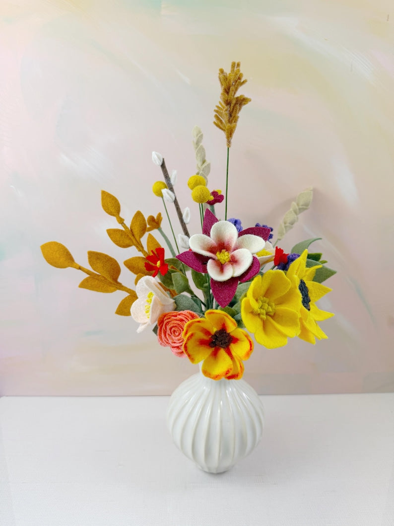 Handmade Felt Flower Bouquet, Wildflower Arrangement with Sunflower, Wool Blend Felt, Multicolor Floral Home Decor