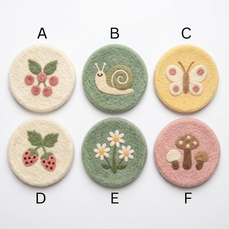 Needle Felted Wool Coaster 10 cm – Mushroom Floral Mug Rug for Mugs and Cups