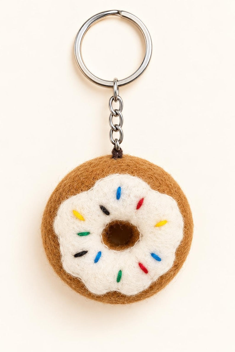 Handmade Wool Felt Donut Keychain with Colorful Sprinkles, Bag Charm for Keys and Backpacks